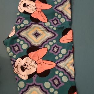 Lularoe disney leggings